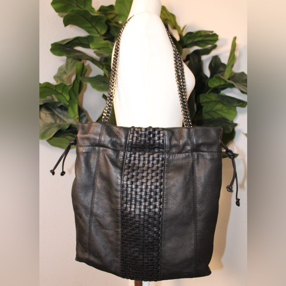 LINEA PELLE XL Black Woven Leather Bucket Bag Drawstring Gunmetal Chain Strap - Picture 3 of 15